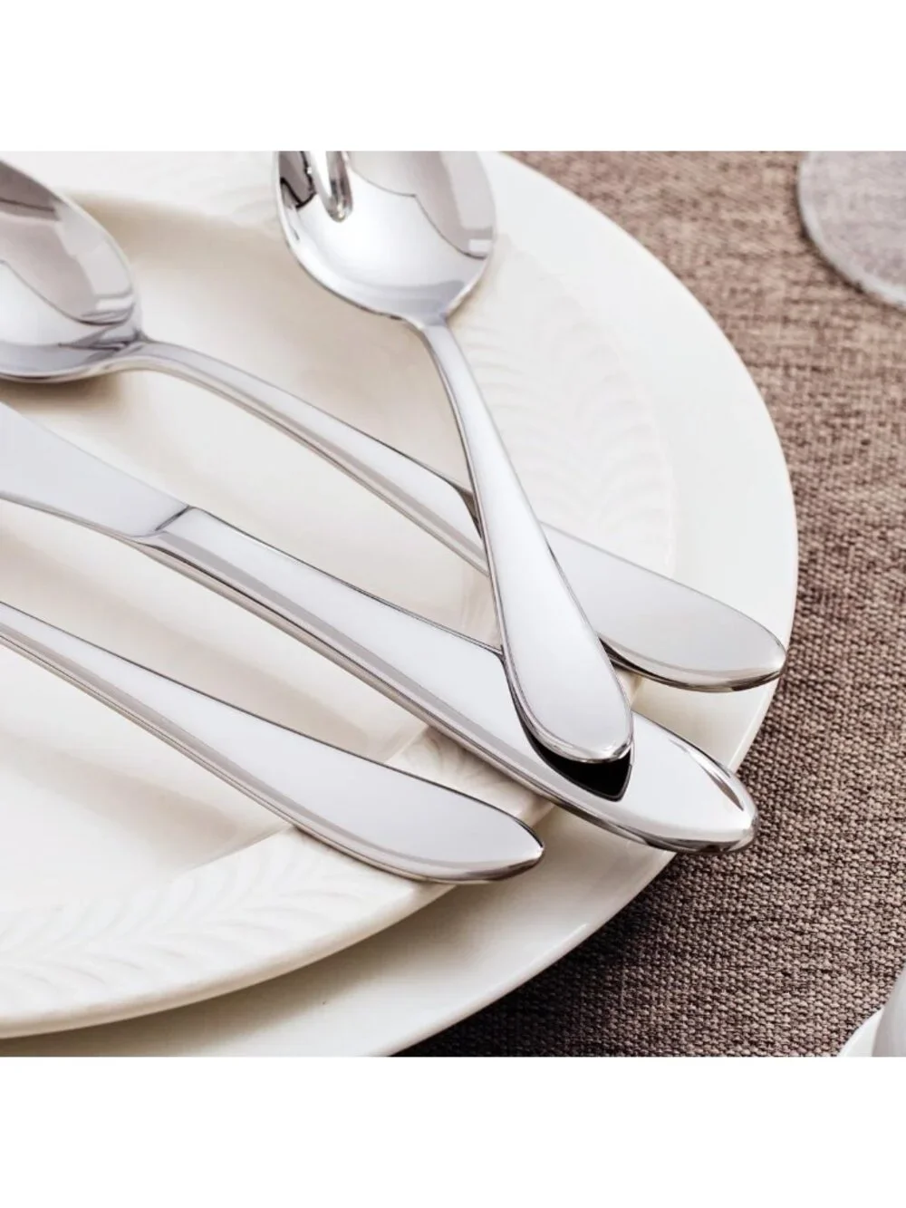 40-Piece Stainless Steel Silverware Set for 8, Durable Flatware, Elegant Dining